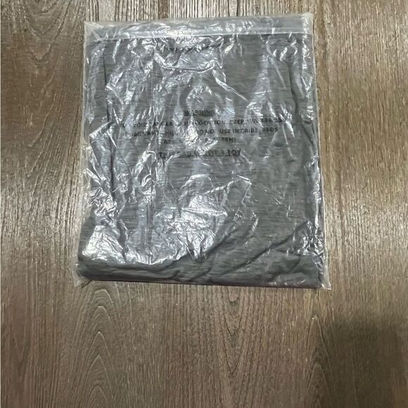 NWT Johnny Bigg Active Mesh Insert Tee Charcoal Size XL - Picture 2 of 8